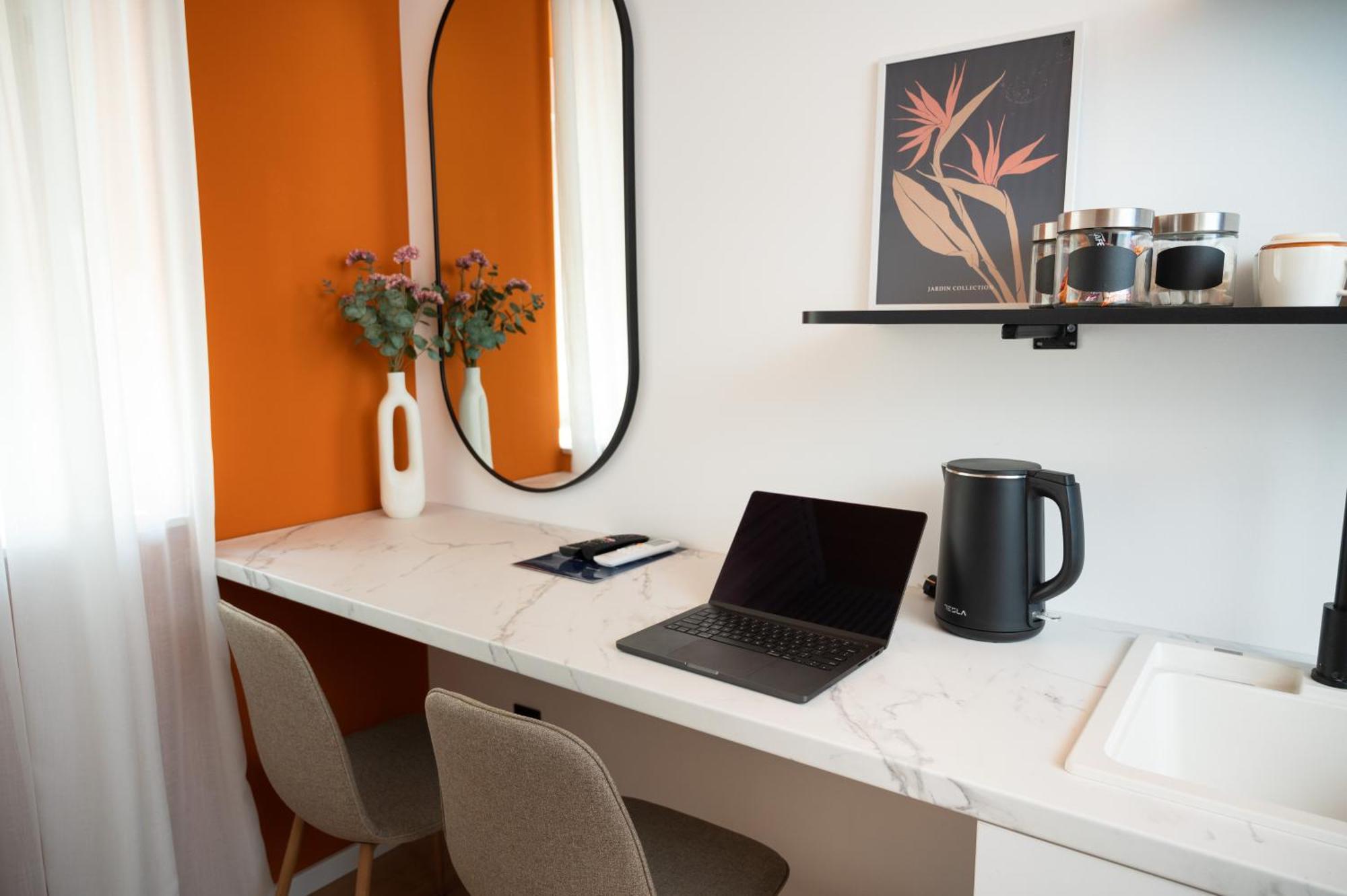 Regent Blue - Free Private Parking Apartment *